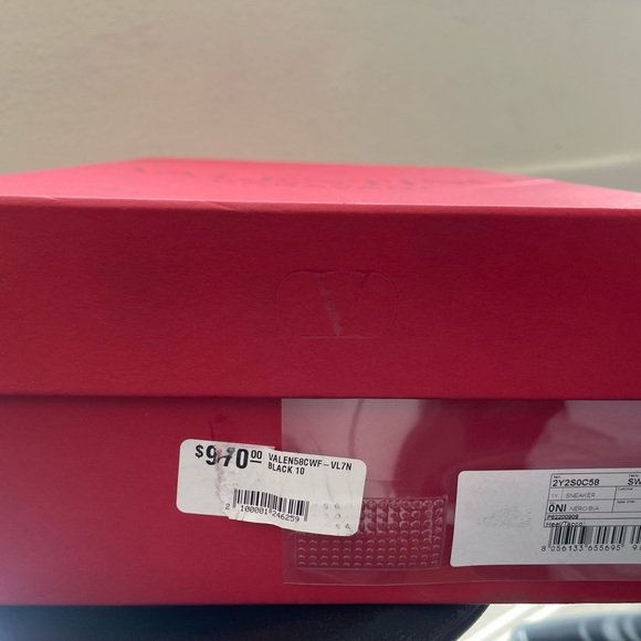 Worn Valentino Men’s - Picture 2 of 5